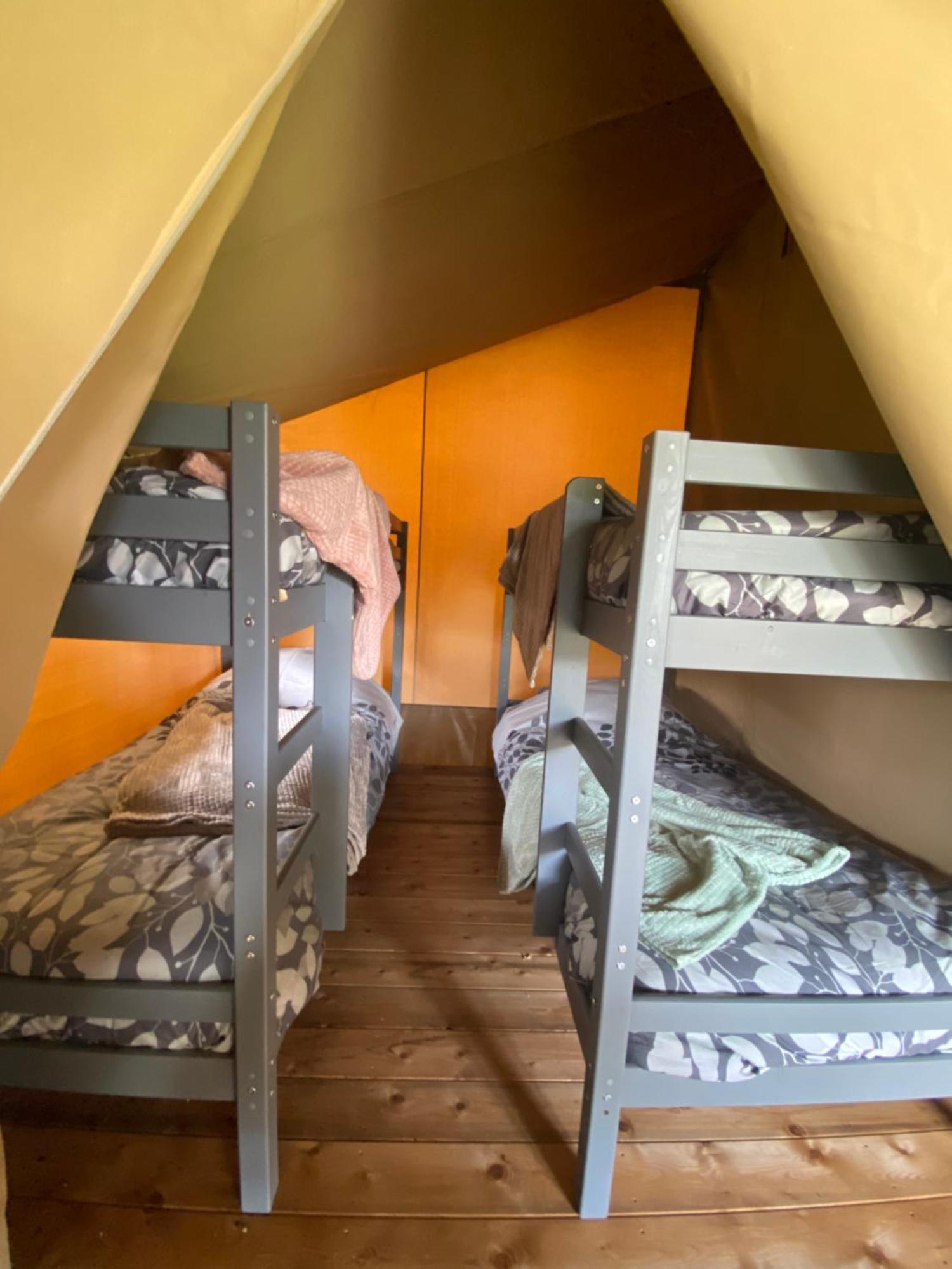 Minicamping De Lindenhoeve Hotell Nistelrode Rom bilde
